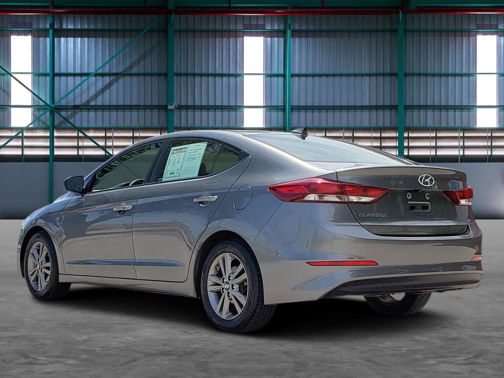 Used 2018 Hyundai Elantra Value Edition FWD image 3