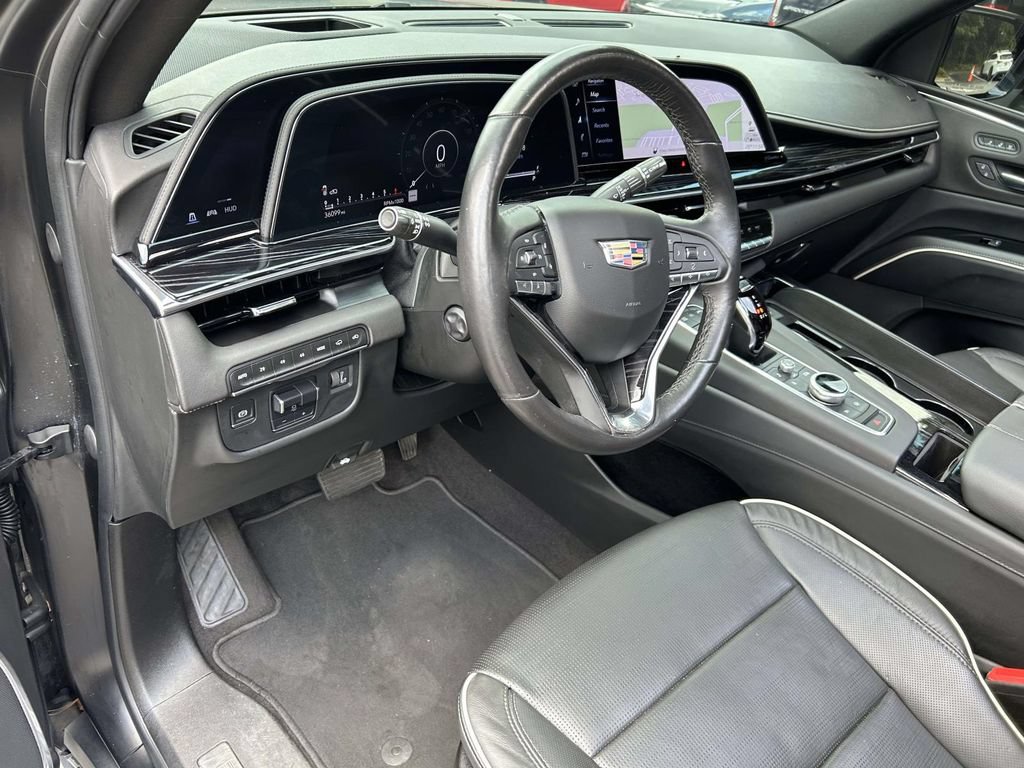 Used 2023 Cadillac Escalade ESV Sport w/ LPO, ONYX Package AWD/4WD image 19