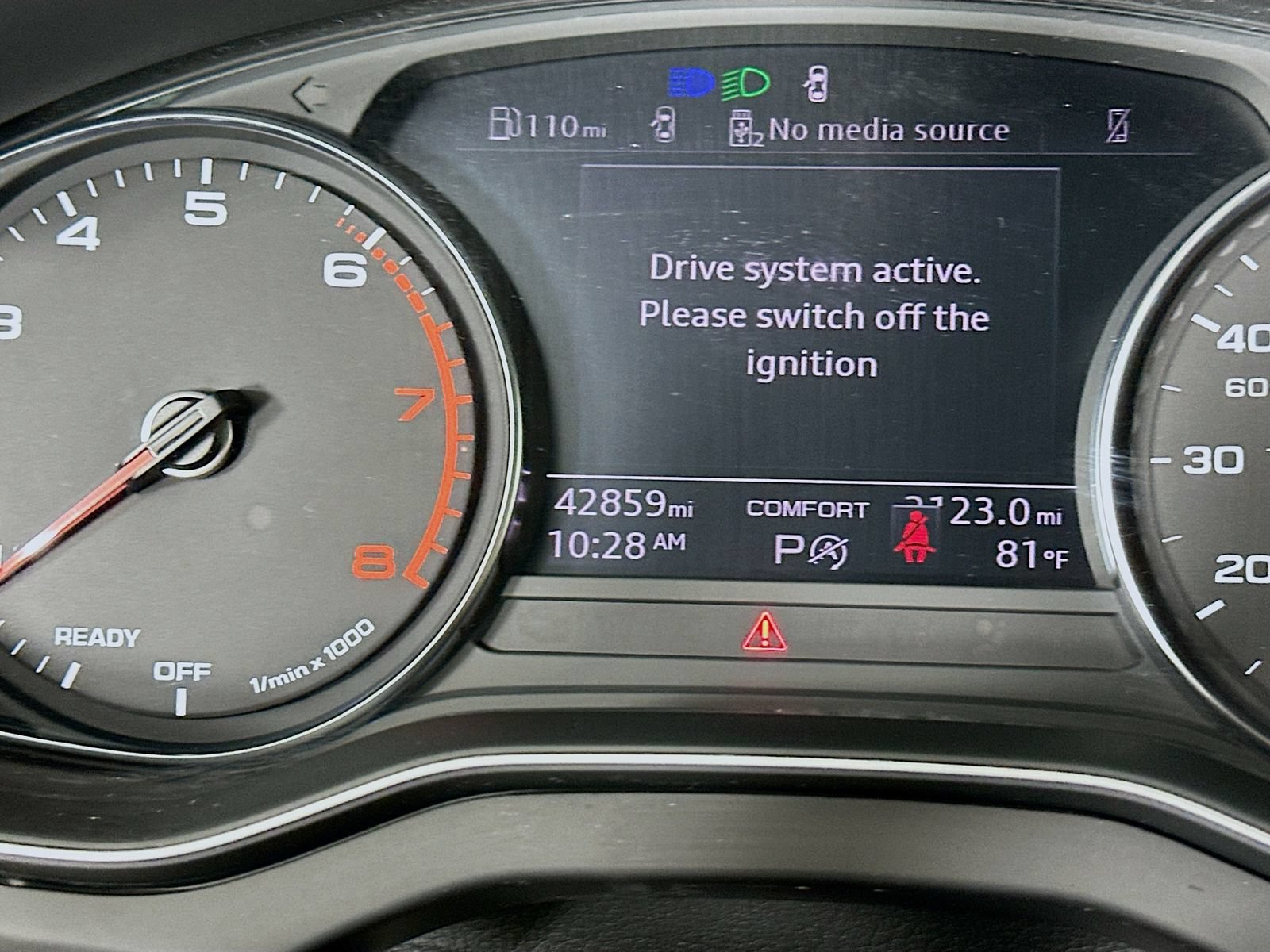 Used 2023 Audi Q5 2.0T Premium w/ Convenience Package AWD/4WD image 23