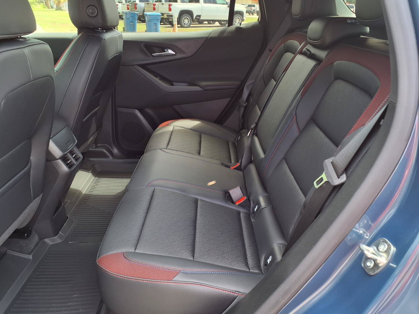 New 2026 Chevrolet Equinox RS w/ LPO, Floor Liner Package FWD image 13