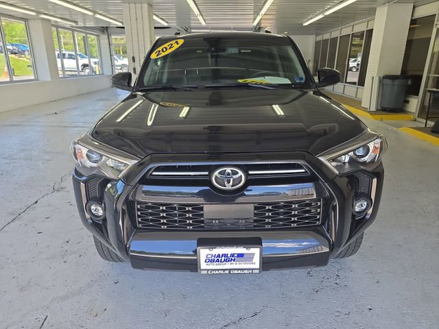 Used 2021 Toyota 4Runner SR5 AWD/4WD image 8