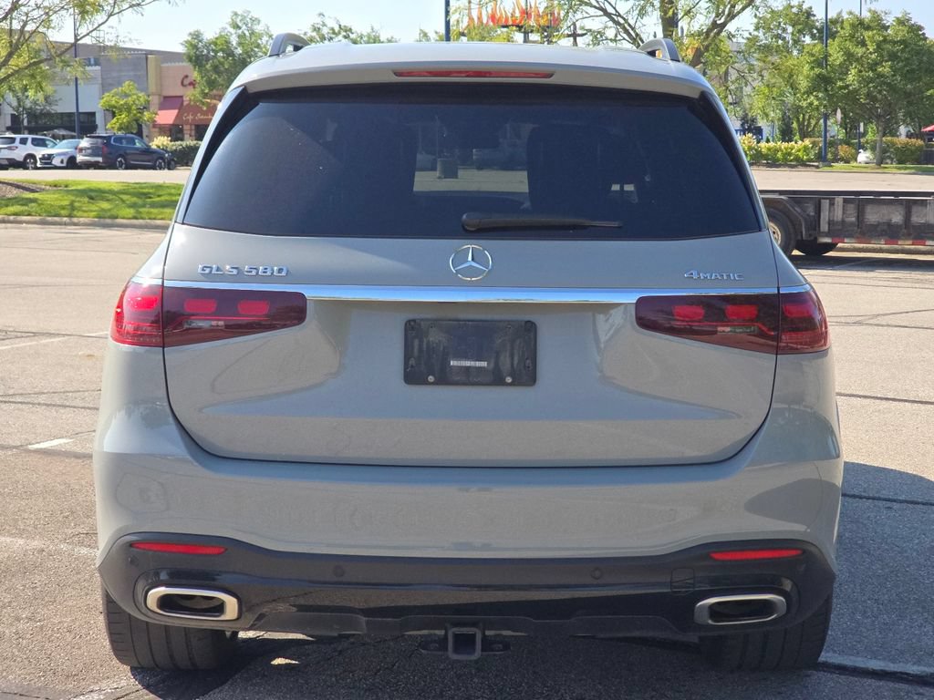 Used 2024 Mercedes-Benz GLS 580 4MATIC image 14