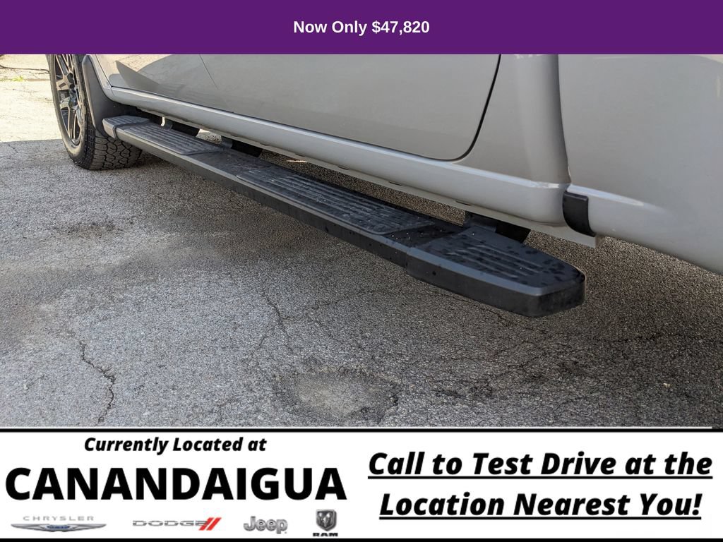 Used 2025 Chevrolet Silverado 1500 RST AWD/4WD image 38