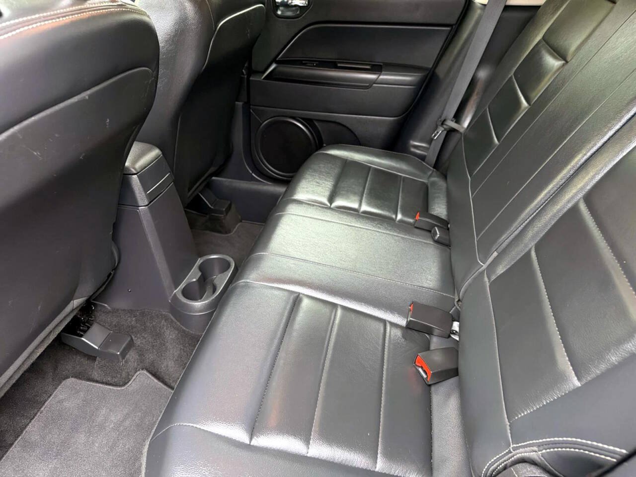 Used 2015 Jeep Patriot High Altitude AWD/4WD image 14