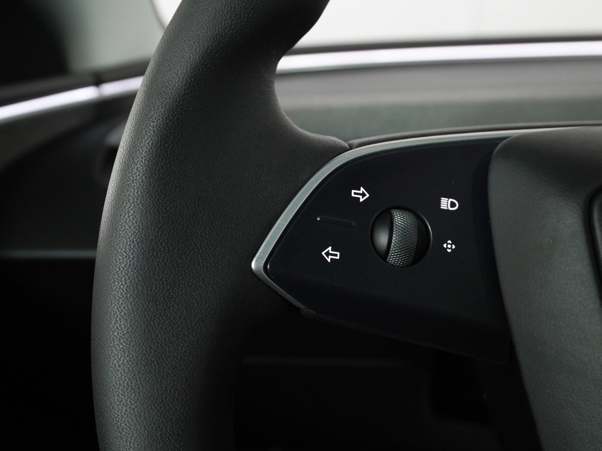 Used 2025 Tesla Model 3 RWD image 18