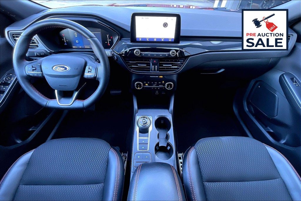 Used 2025 Ford Escape ST-Line Select AWD/4WD image 15
