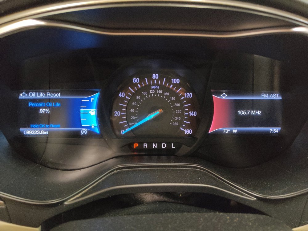 Used 2020 Ford Fusion SEL FWD image 23