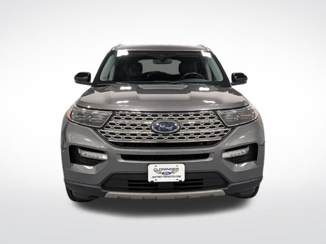 Used 2023 Ford Explorer Limited w/ Equipment Group 301A AWD/4WD image 3