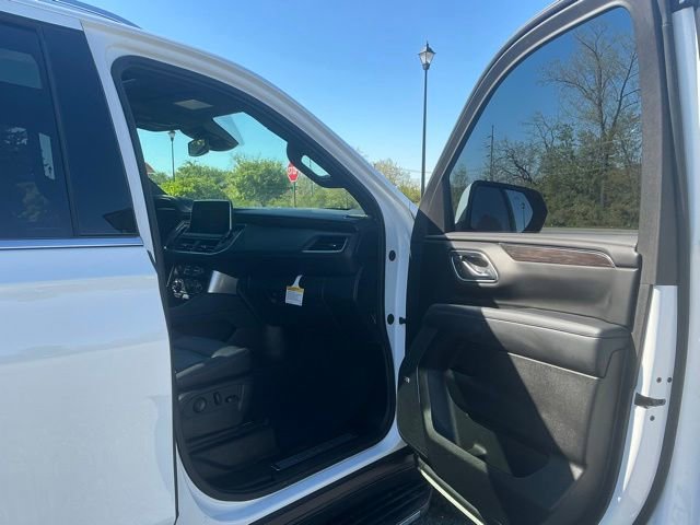Used 2023 Chevrolet Tahoe LT w/ LT Signature Plus Package AWD/4WD image 18