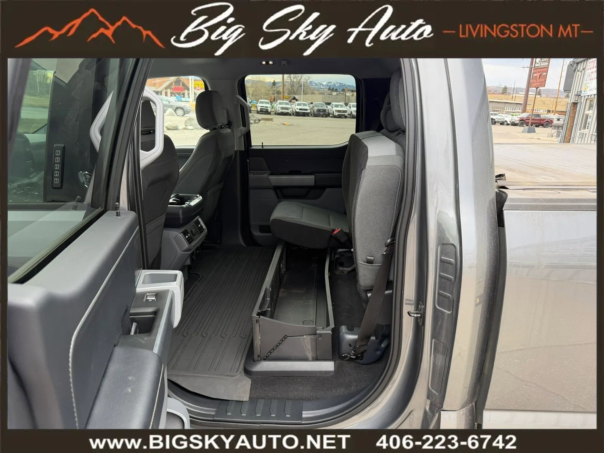 Used 2024 Ford F150 XLT w/ Mobile Office Package image 20