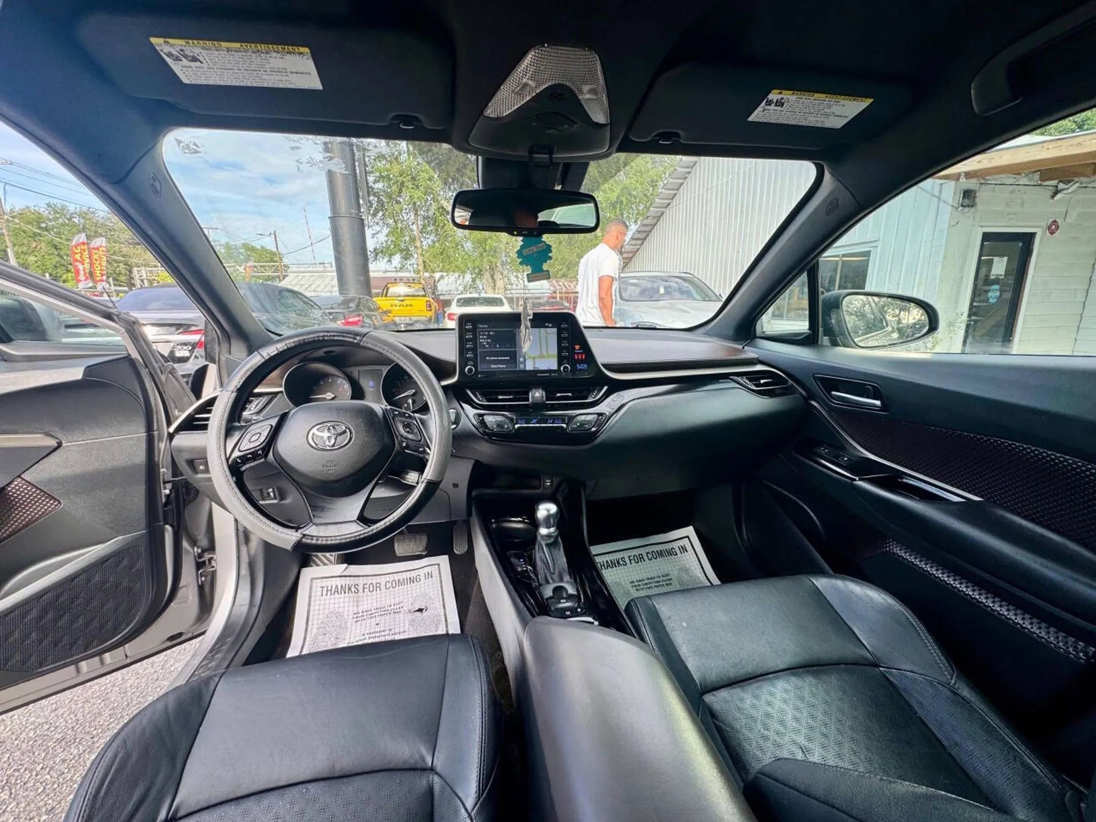 Used 2019 Toyota C-HR Limited FWD image 17