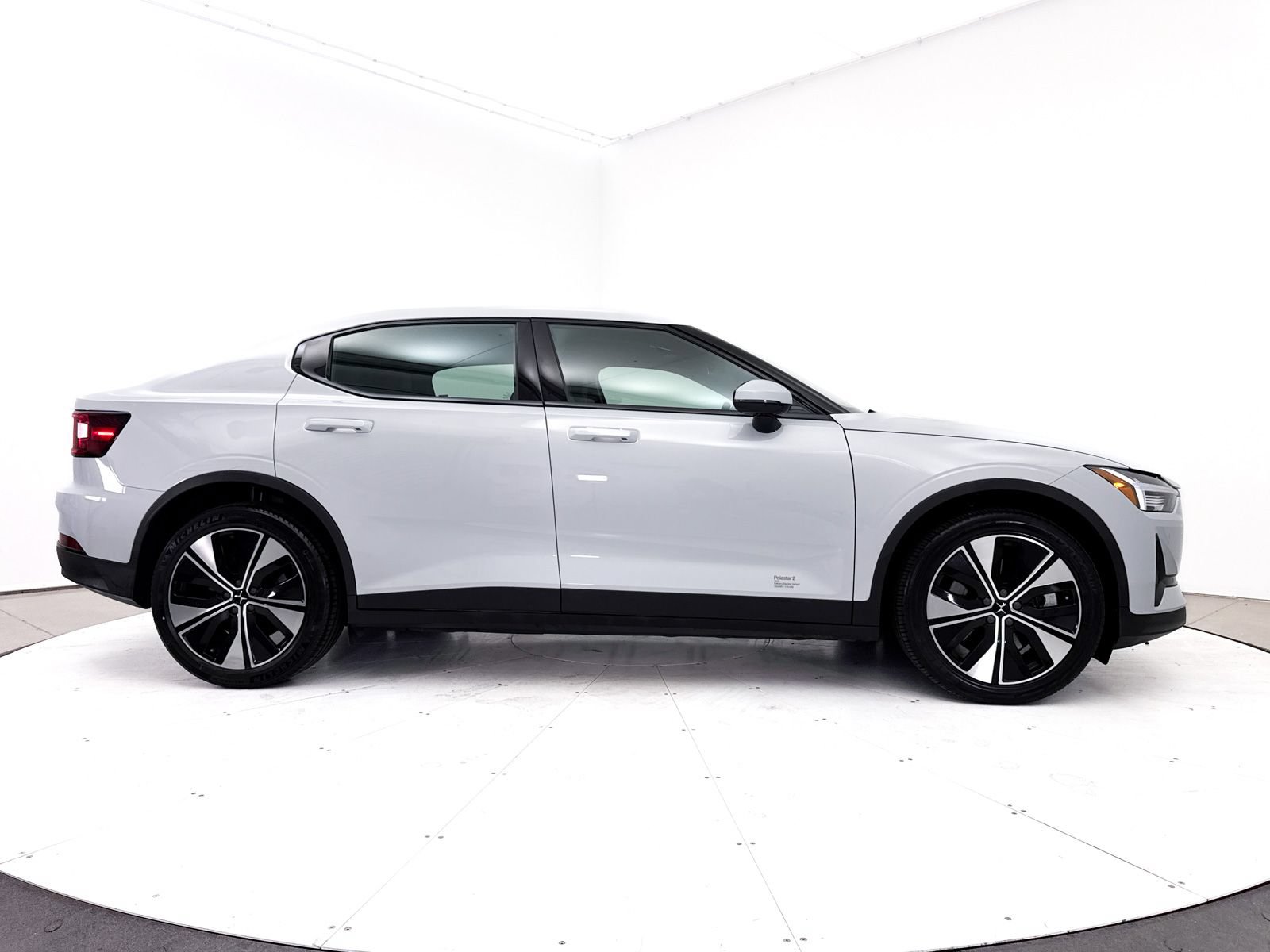 Used 2023 Polestar Polestar 2 FWD image 36