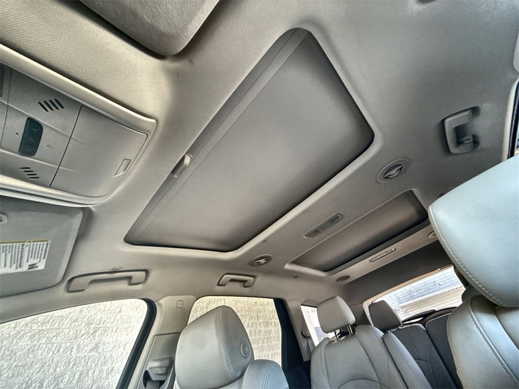 Certified 2022 Buick Enclave Essence w/ Experience Buick Package image 18