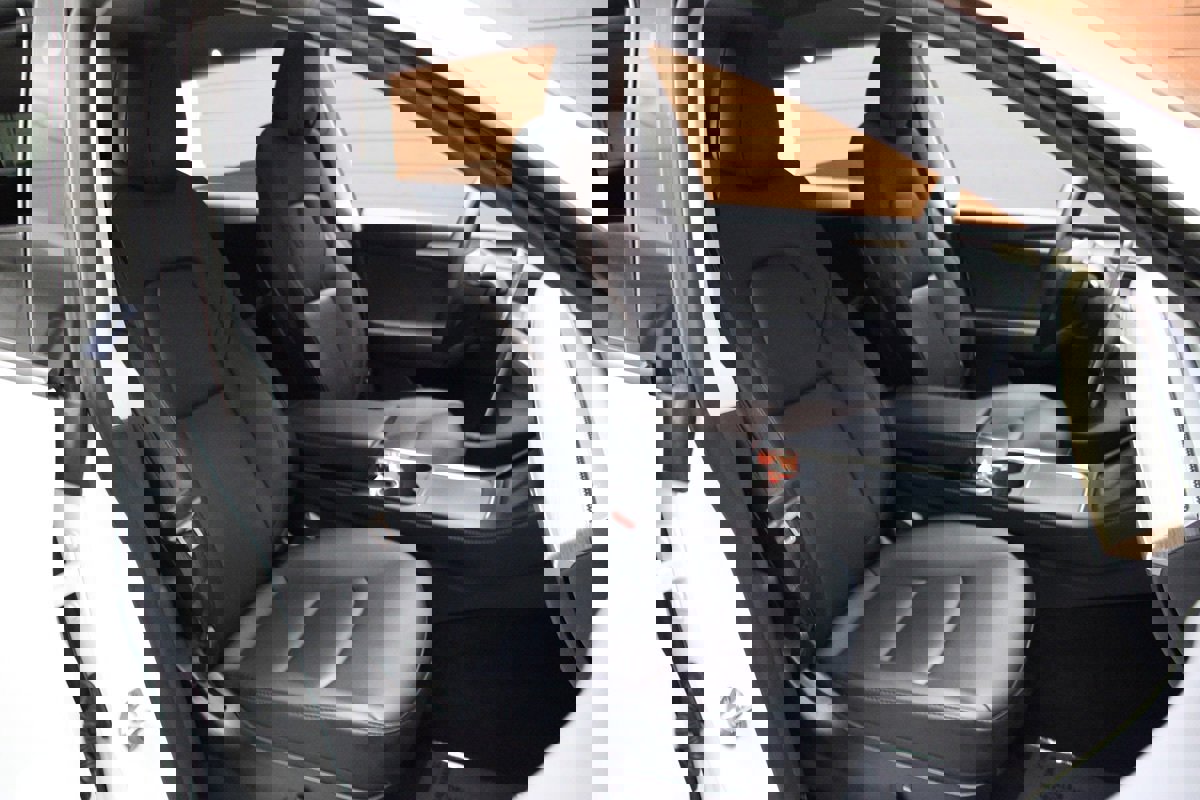 Used 2023 Tesla Model Y Long Range image 23