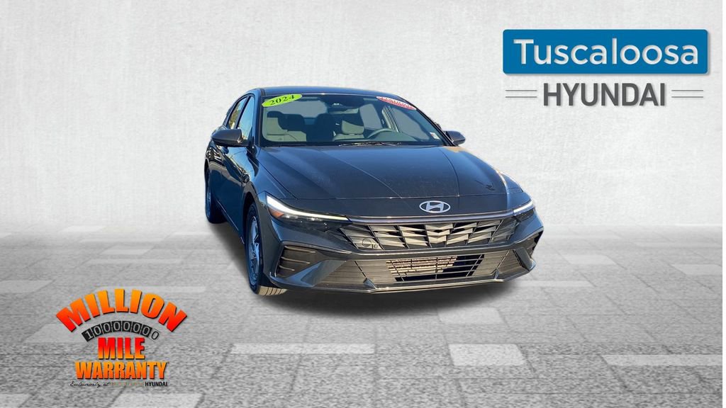 Used 2024 Hyundai Elantra SE