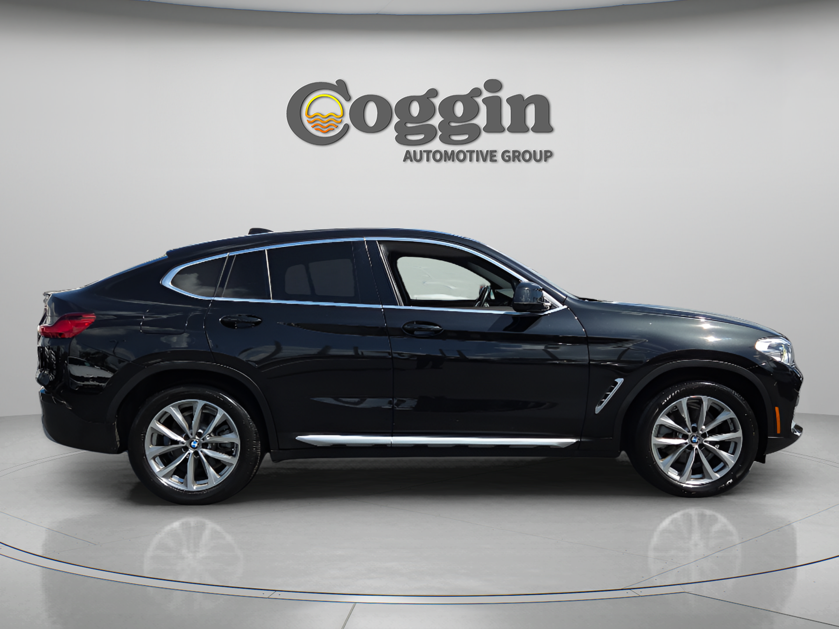 Used 2019 BMW X4 xDrive30i w/ Driving Assistance Package AWD/4WD image 6