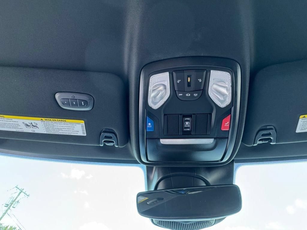 New 2025 RAM 2500 Big Horn AWD/4WD image 27