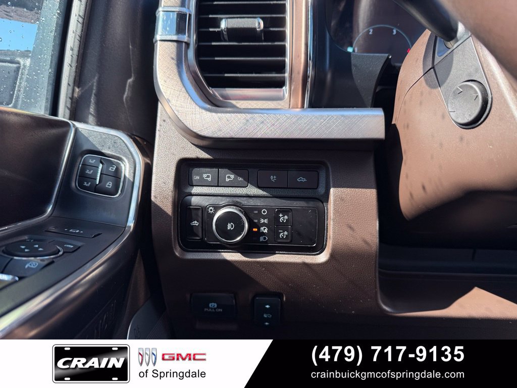 Used 2023 Ford F250 King Ranch w/ FX4 Off-Road Package AWD/4WD image 11