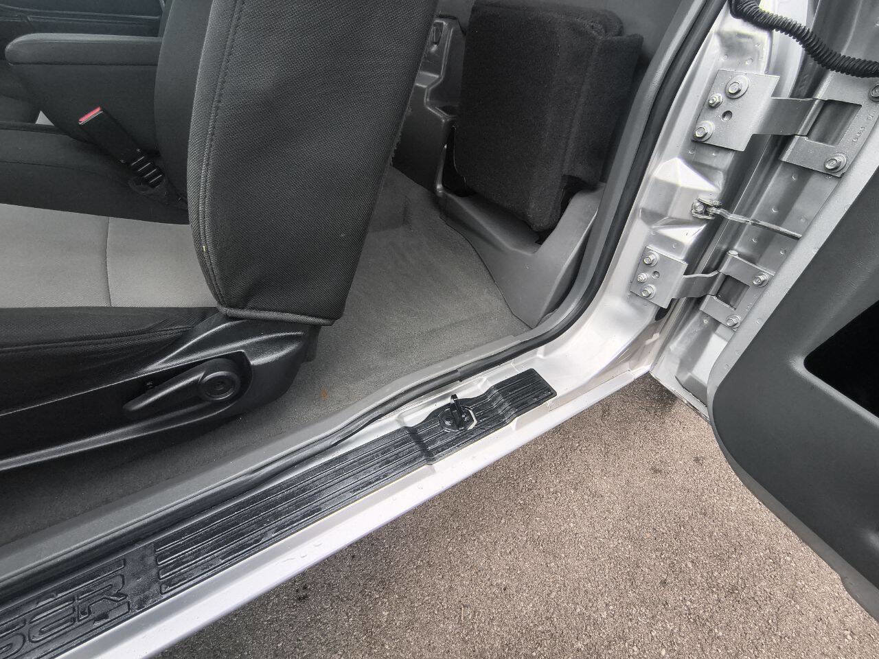 Used 2010 Ford Ranger XLT AWD/4WD image 22