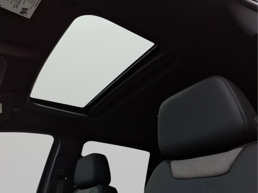 New 2026 Chevrolet Silverado 3500 High Country w/ High Country Premium Package image 25