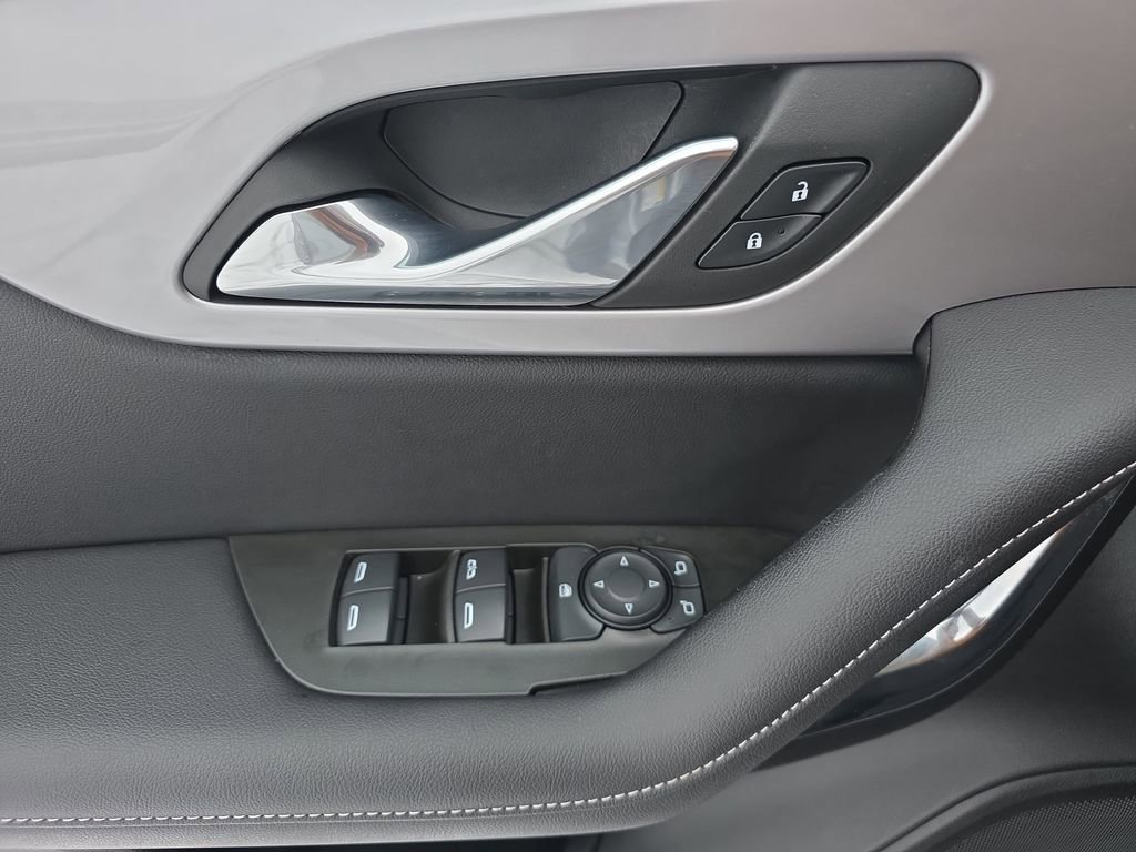 Used 2023 Chevrolet Blazer LT w/ Driver Confidence Package image 28