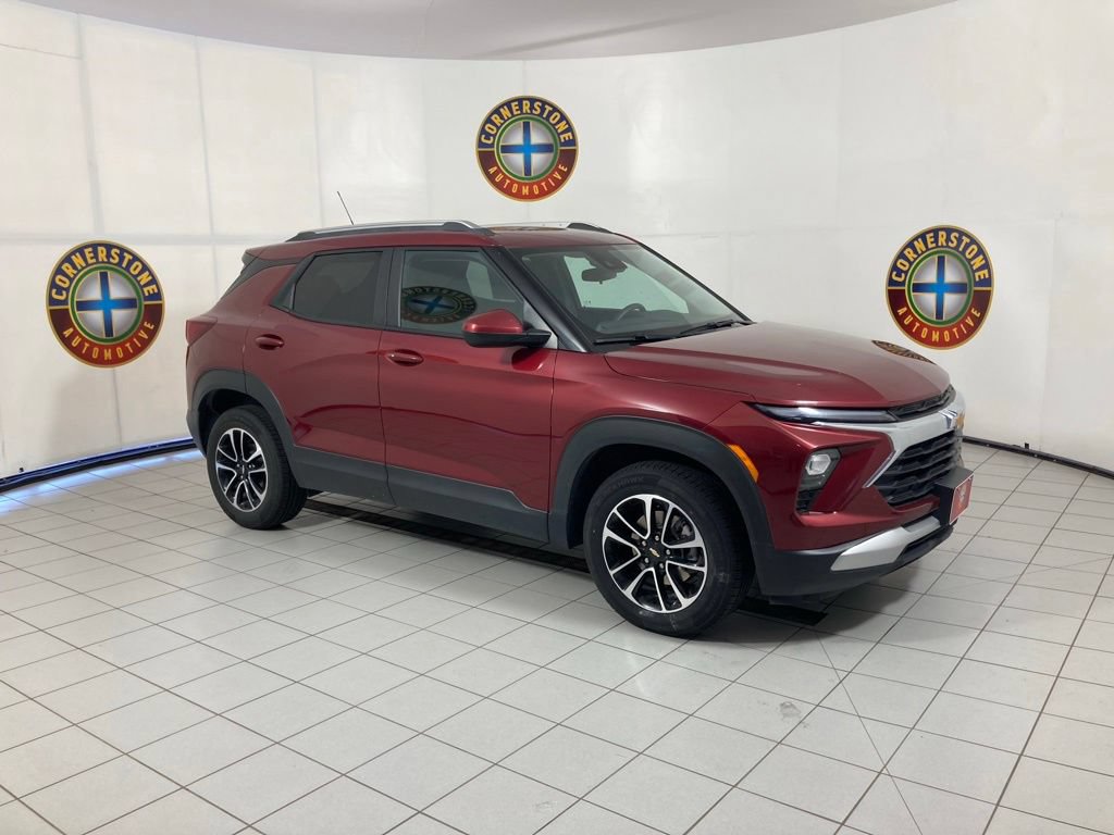 Used 2024 Chevrolet TrailBlazer LT AWD/4WD image 20
