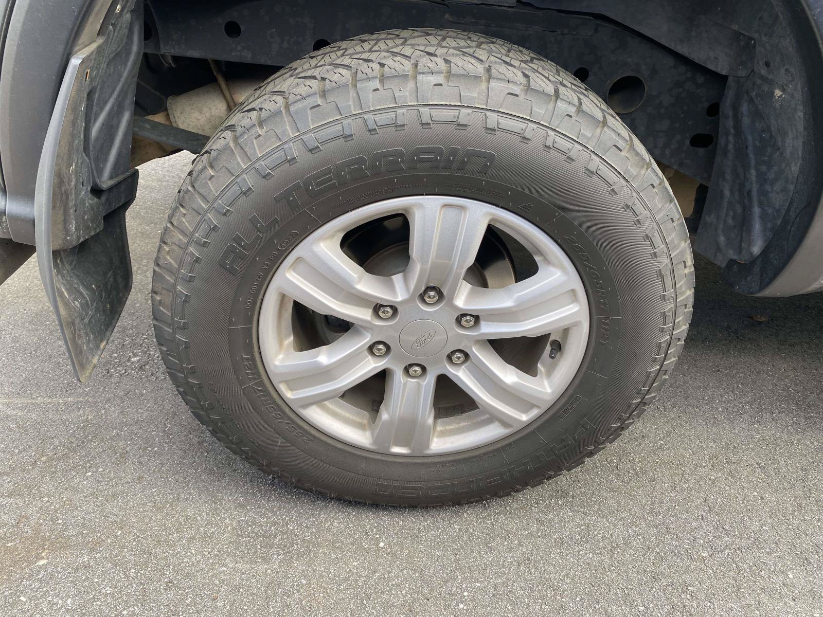 Used 2019 Ford Ranger XL w/ Equipment Group 101A Mid RWD image 9