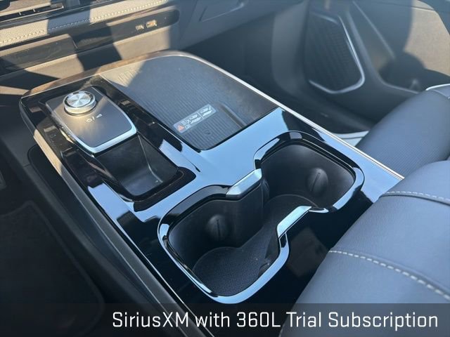 Used 2025 Buick Enclave Avenir w/ Super Cruise Package image 36