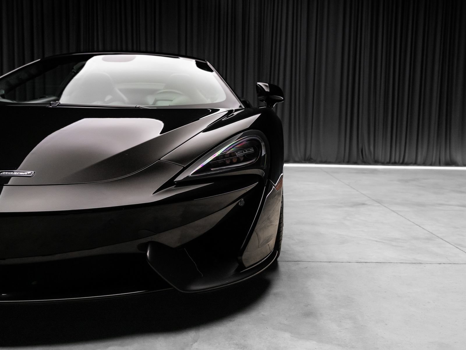Used 2019 McLaren 570S Spider RWD image 20