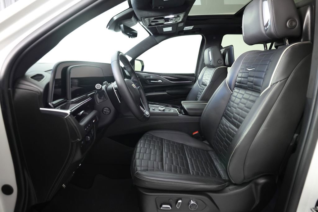 Used 2024 Cadillac Escalade V image 18