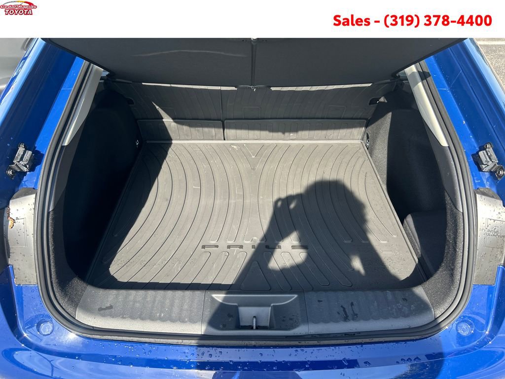 New 2026 Toyota Prius XLE FWD image 18