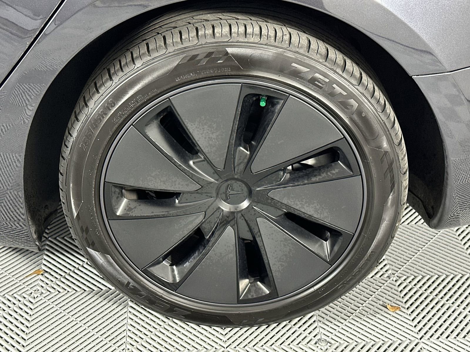 Used 2024 Tesla Model 3 Standard Range RWD image 10