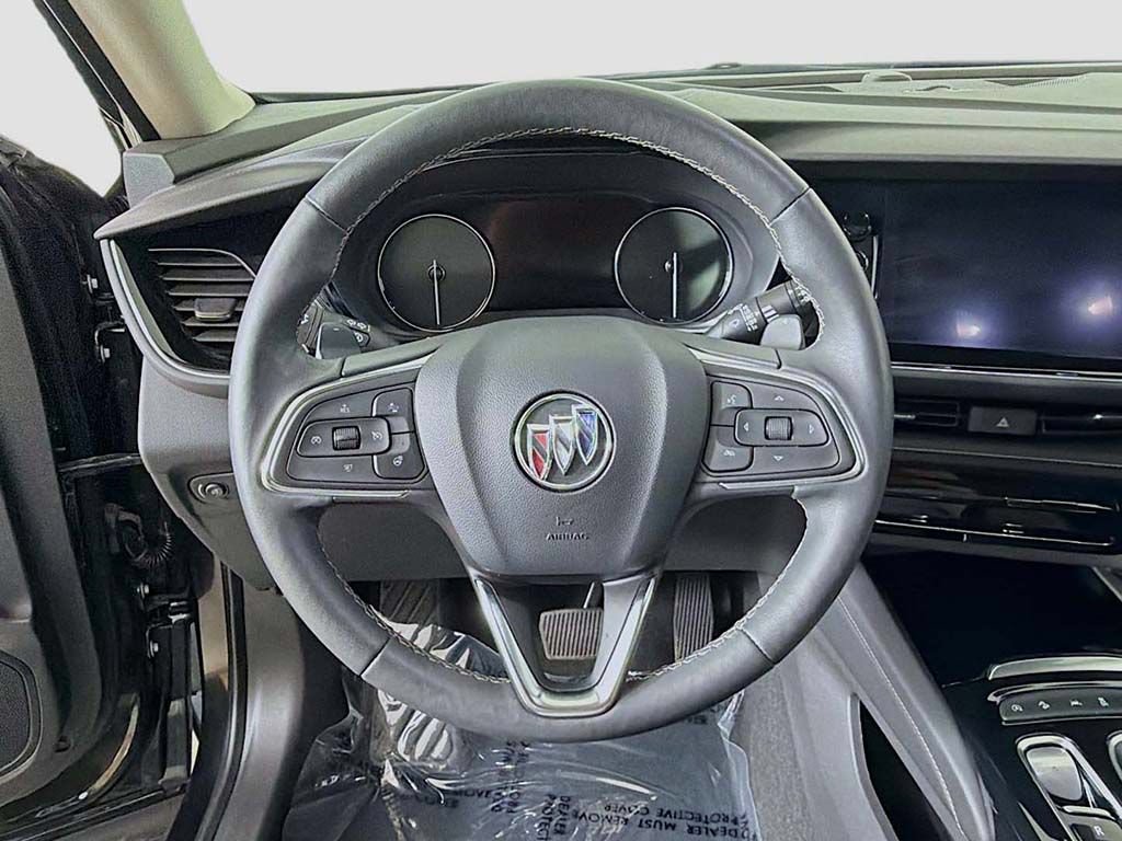Used 2023 Buick Envision Avenir AWD/4WD image 37