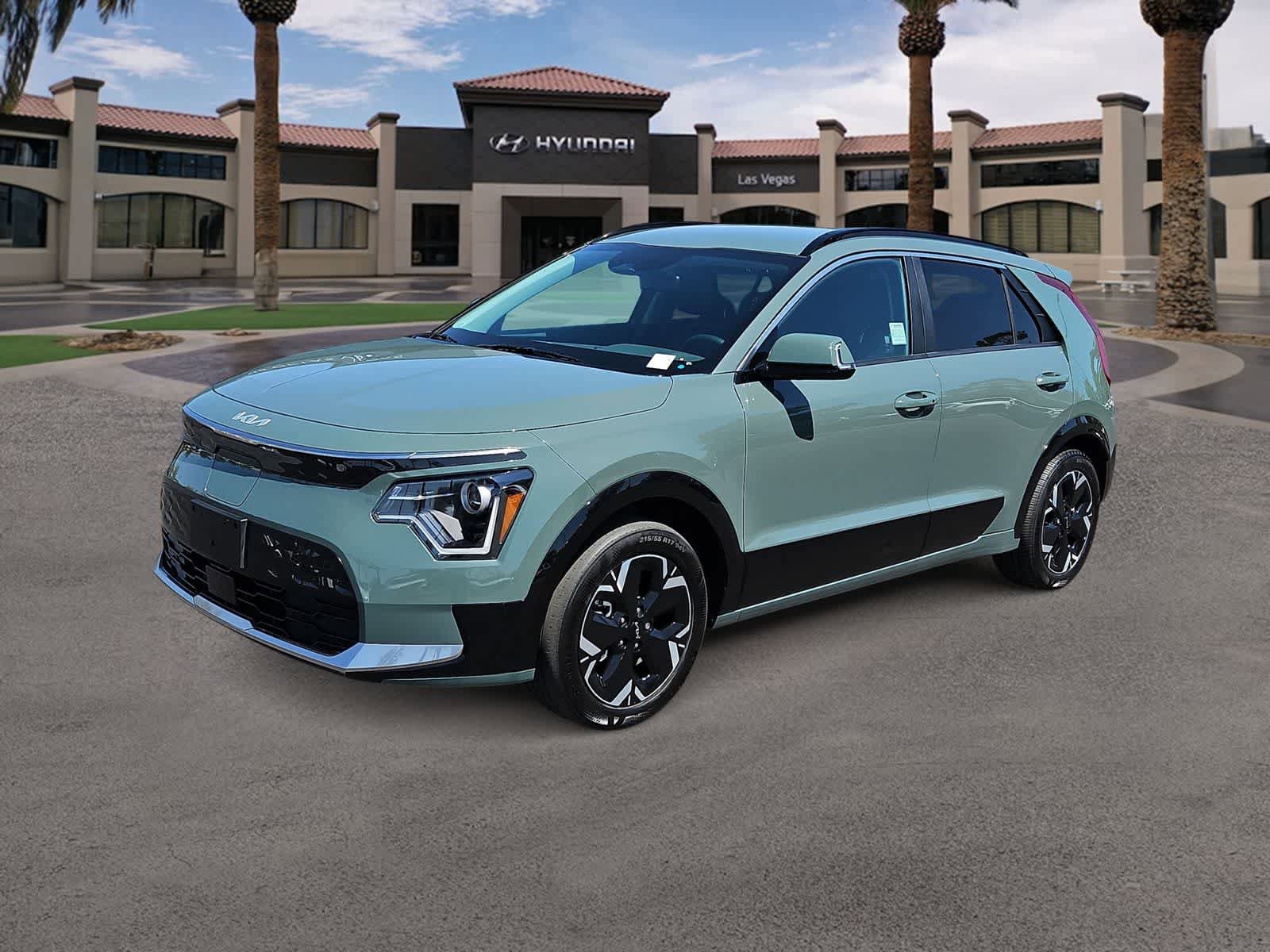 Used 2025 Kia Niro Wind FWD image 4