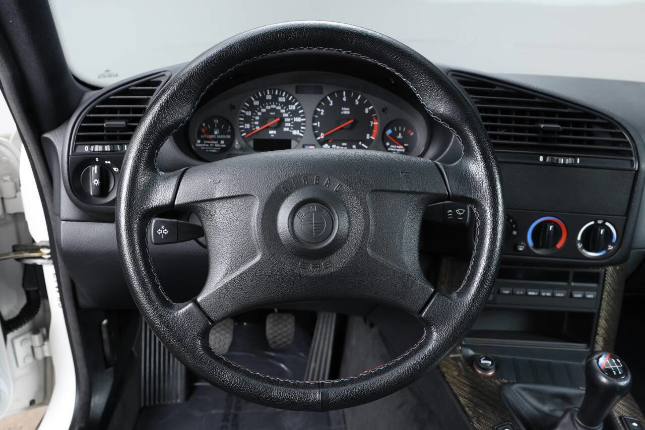 Used 1995 BMW M3 Coupe image 39