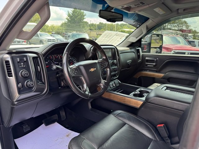 Used 2018 Chevrolet Silverado 3500 LTZ image 9