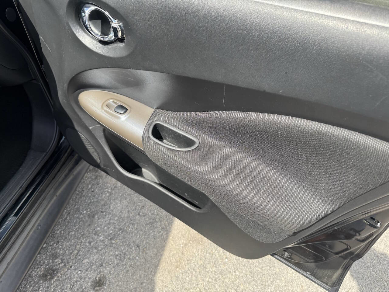 Used 2014 Nissan Juke SV FWD image 19