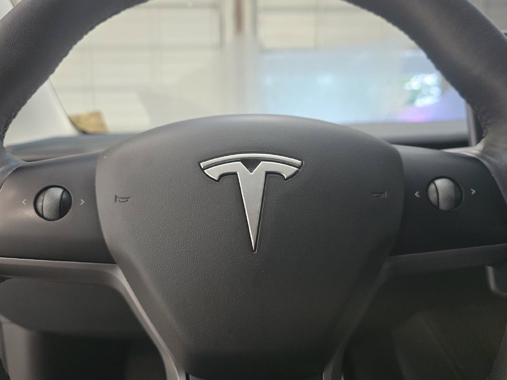 Used 2021 Tesla Model 3 Performance AWD/4WD image 9