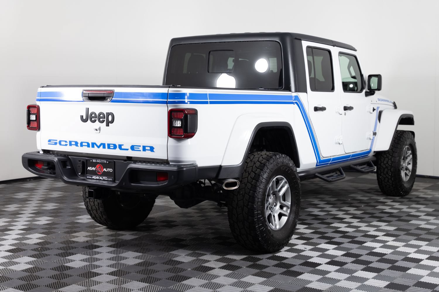 Used 2021 Jeep Gladiator Sport AWD/4WD image 7