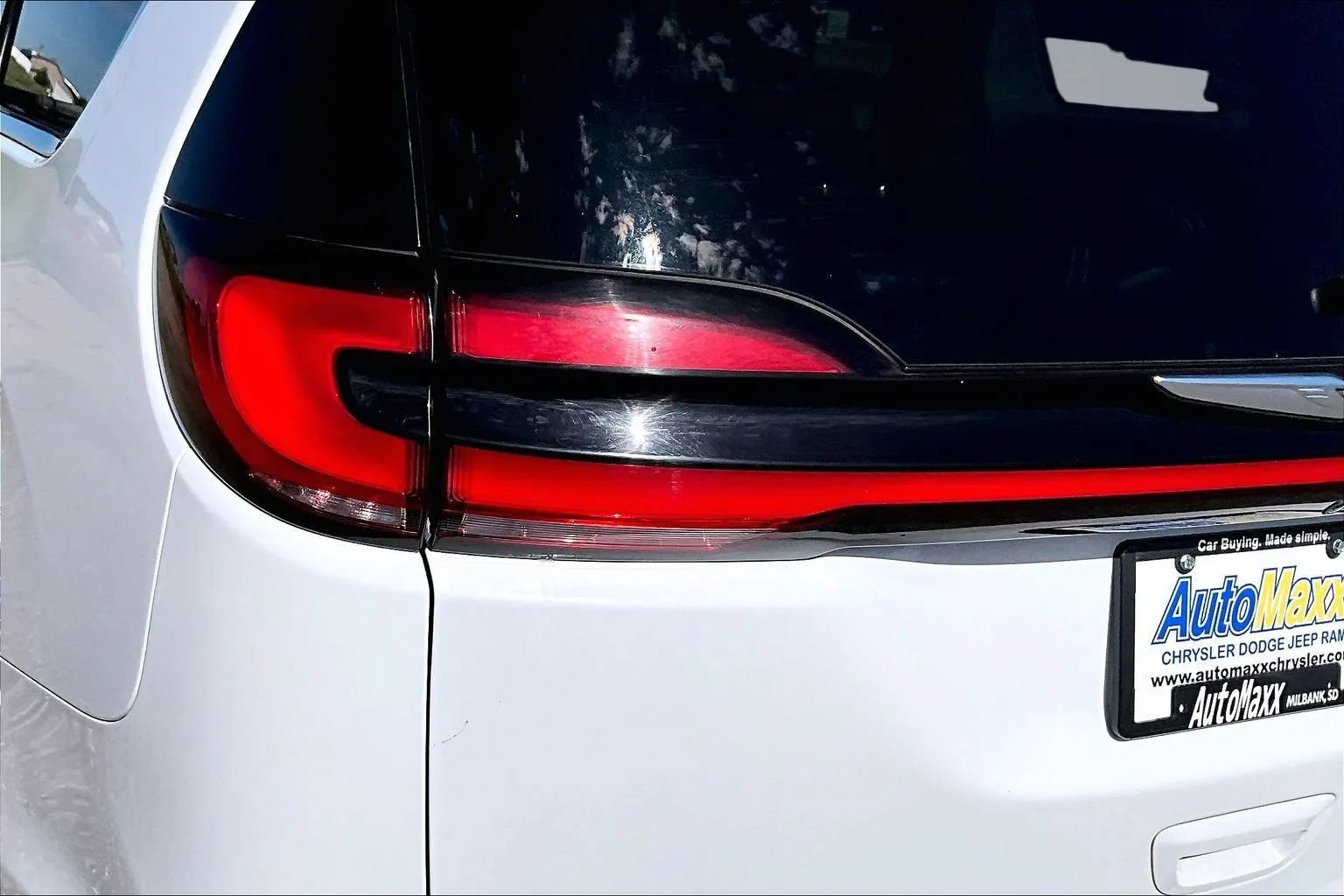 Used 2023 Chrysler Pacifica Touring-L FWD image 22