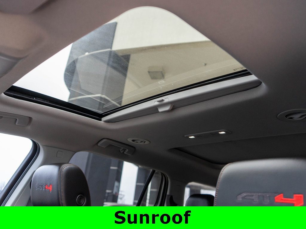 Used 2021 GMC Acadia AT4 w/ Technology Package image 12