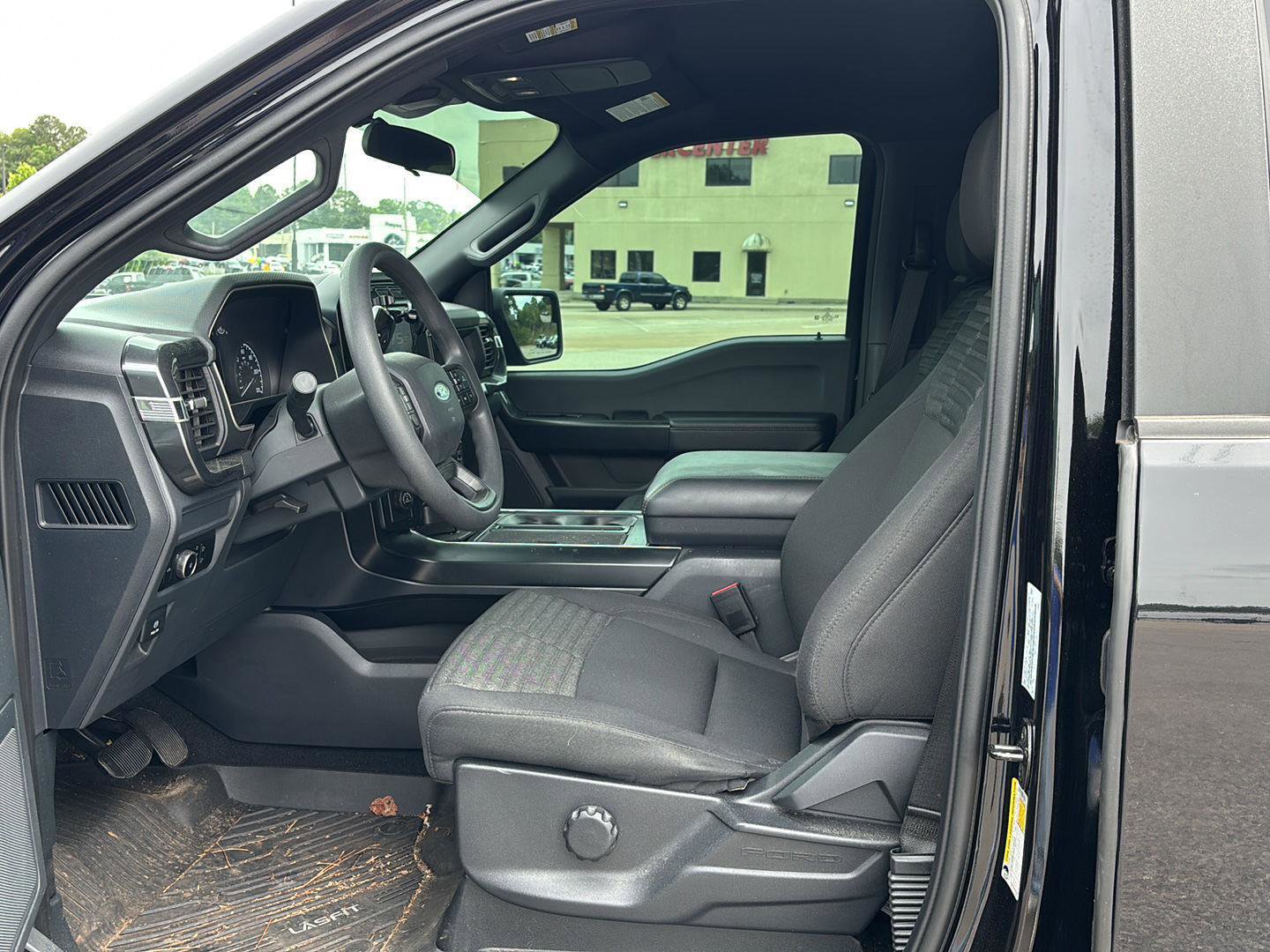 Used 2023 Ford F150 XL w/ STX Appearance Package RWD image 9
