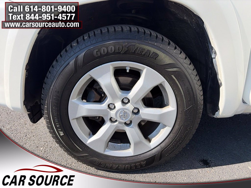 Used 2012 Toyota RAV4 Limited w/ Navigation Value Pkg AWD/4WD image 26