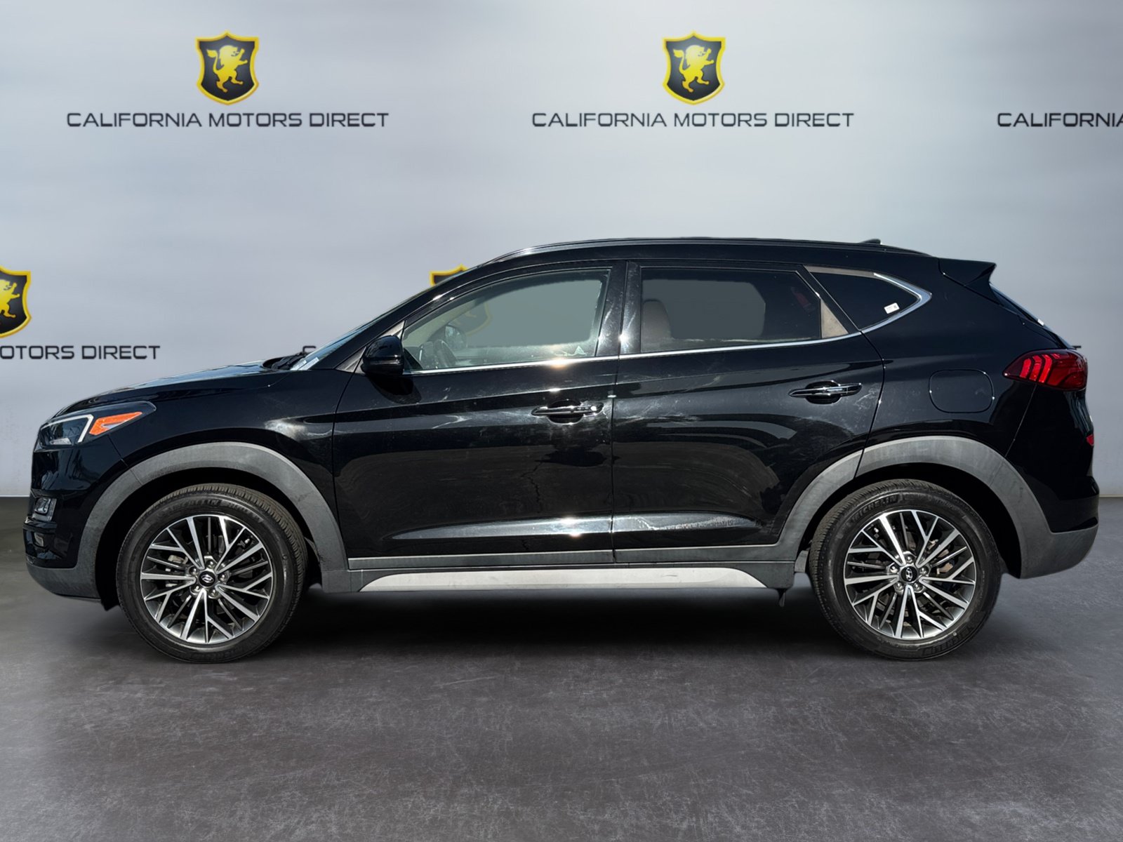 Used 2021 Hyundai Tucson Ultimate FWD image 2