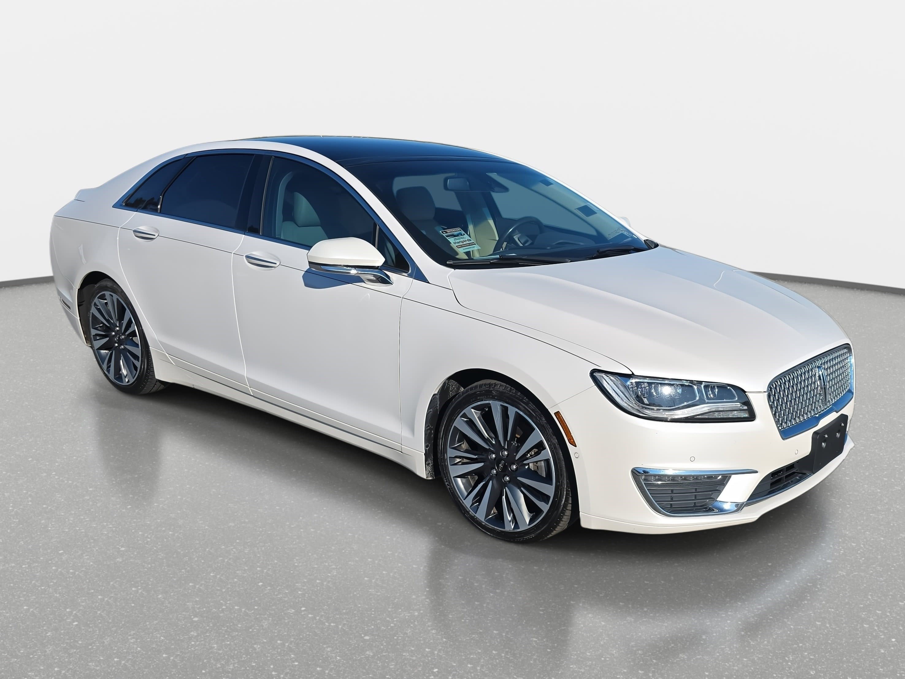 Used 2019 Lincoln MKZ Reserve w/ Luxury Package image 3