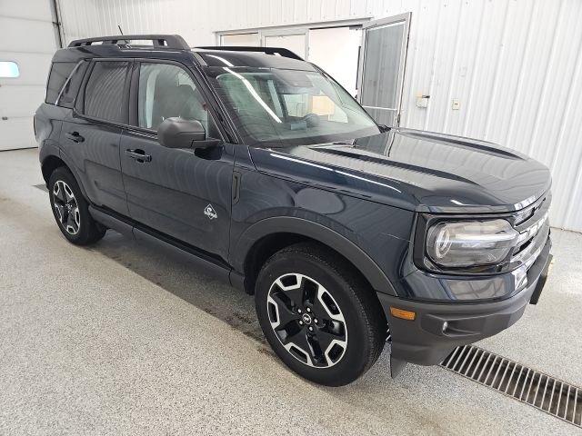 Used 2023 Ford Bronco Sport Outer Banks w/ Tech Package image 6