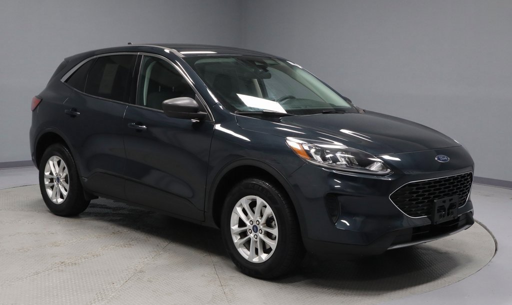Certified 2022 Ford Escape SE w/ Cold Weather Package