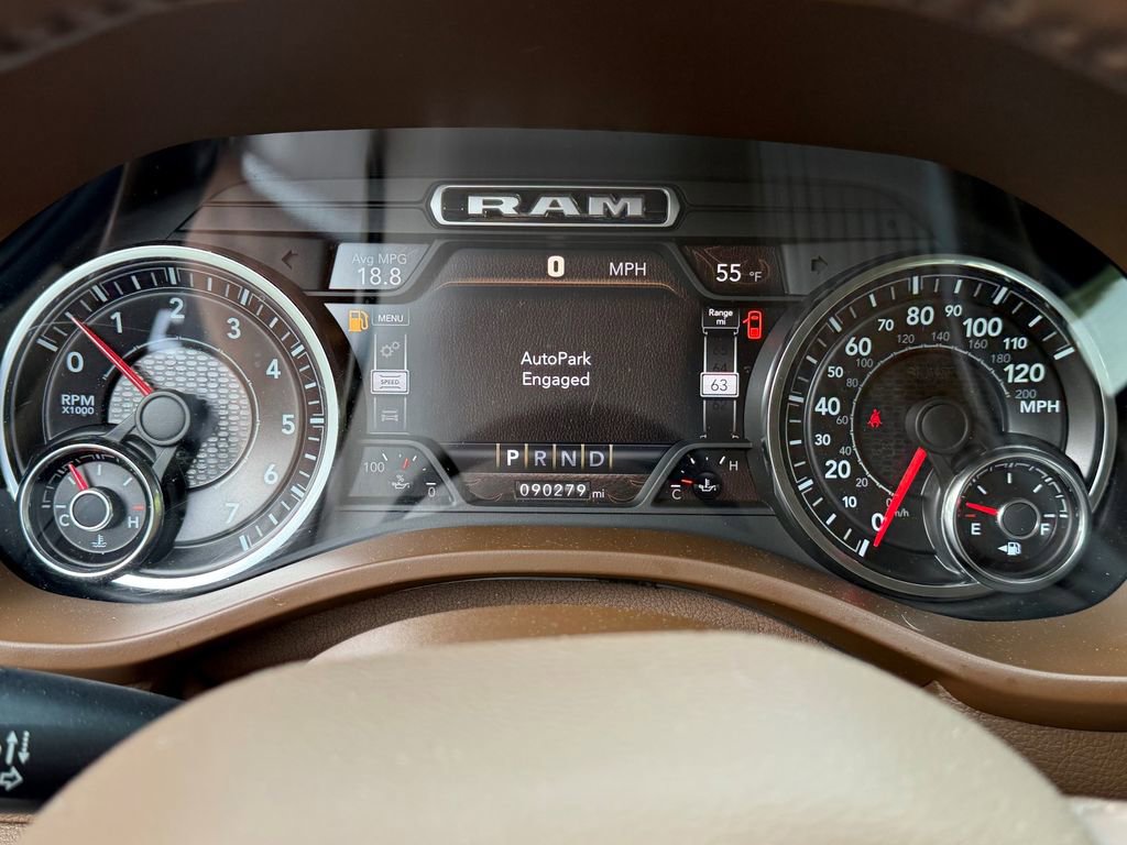 Used 2020 RAM 1500 Laramie AWD/4WD image 29
