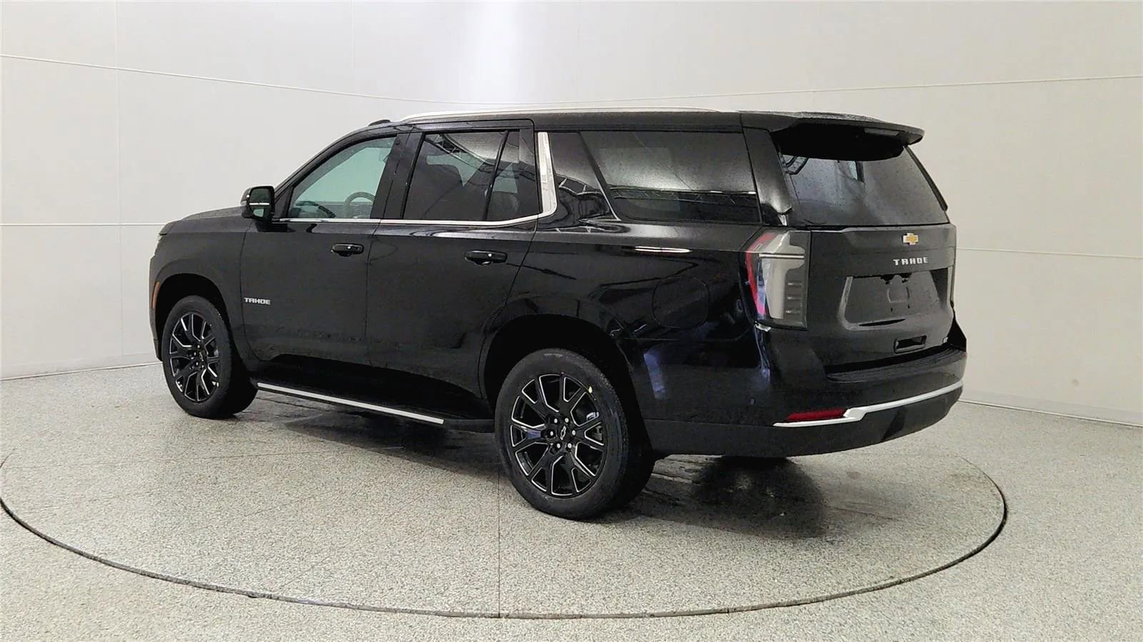 New 2026 Chevrolet Tahoe LT w/ Comfort Package AWD/4WD image 5