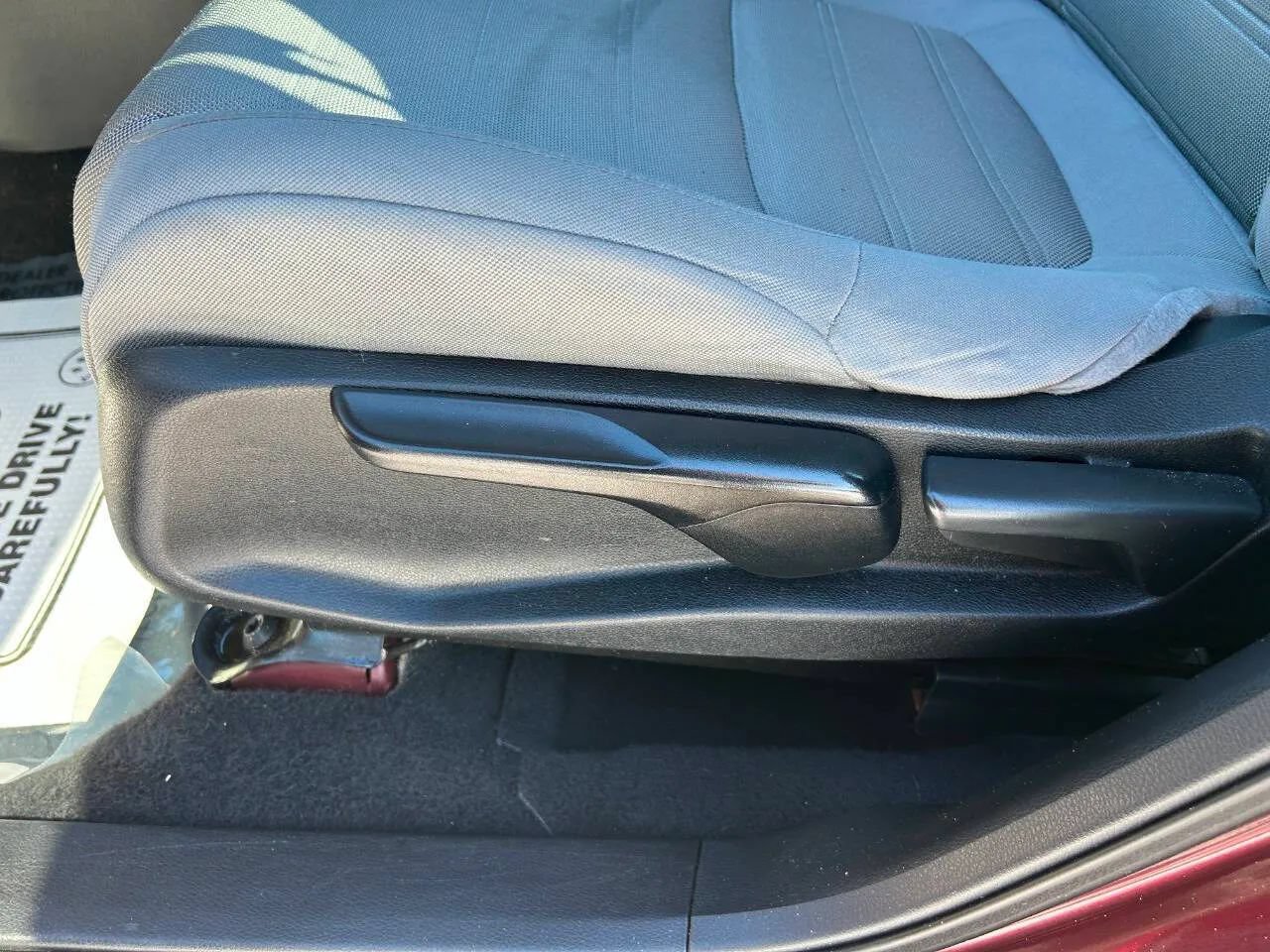 Used 2018 Honda CR-V LX image 20